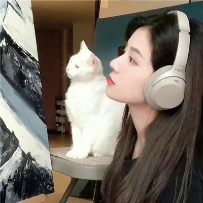 穿成炮灰女配，我成了公婆心尖宠